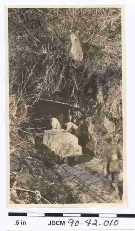 Dynamite Trolley, c. 1916. Image courtesy of the Juneau-Douglas City Museum, 90.42.010.